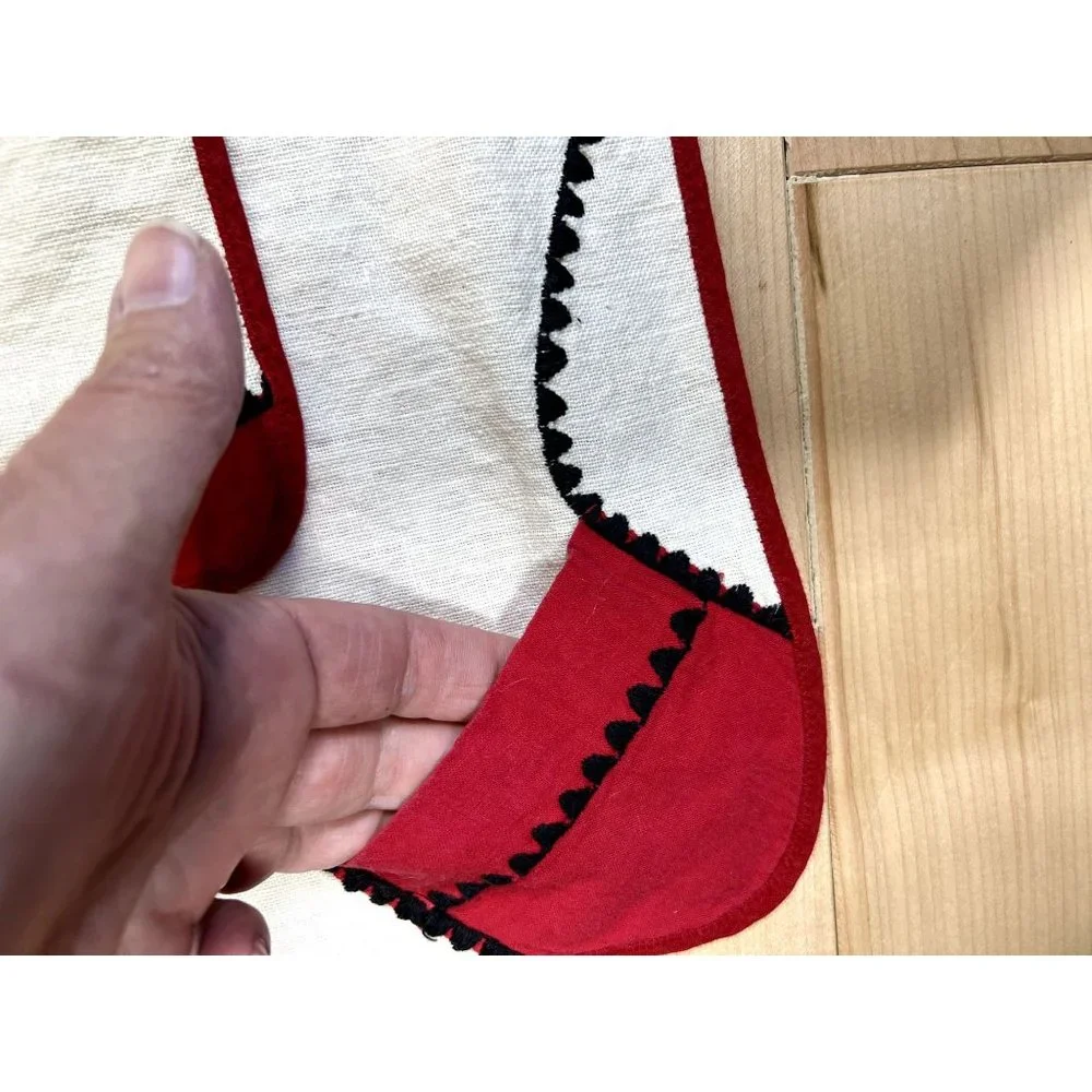 Vintage Pocket‎ Corner Tablecloth
